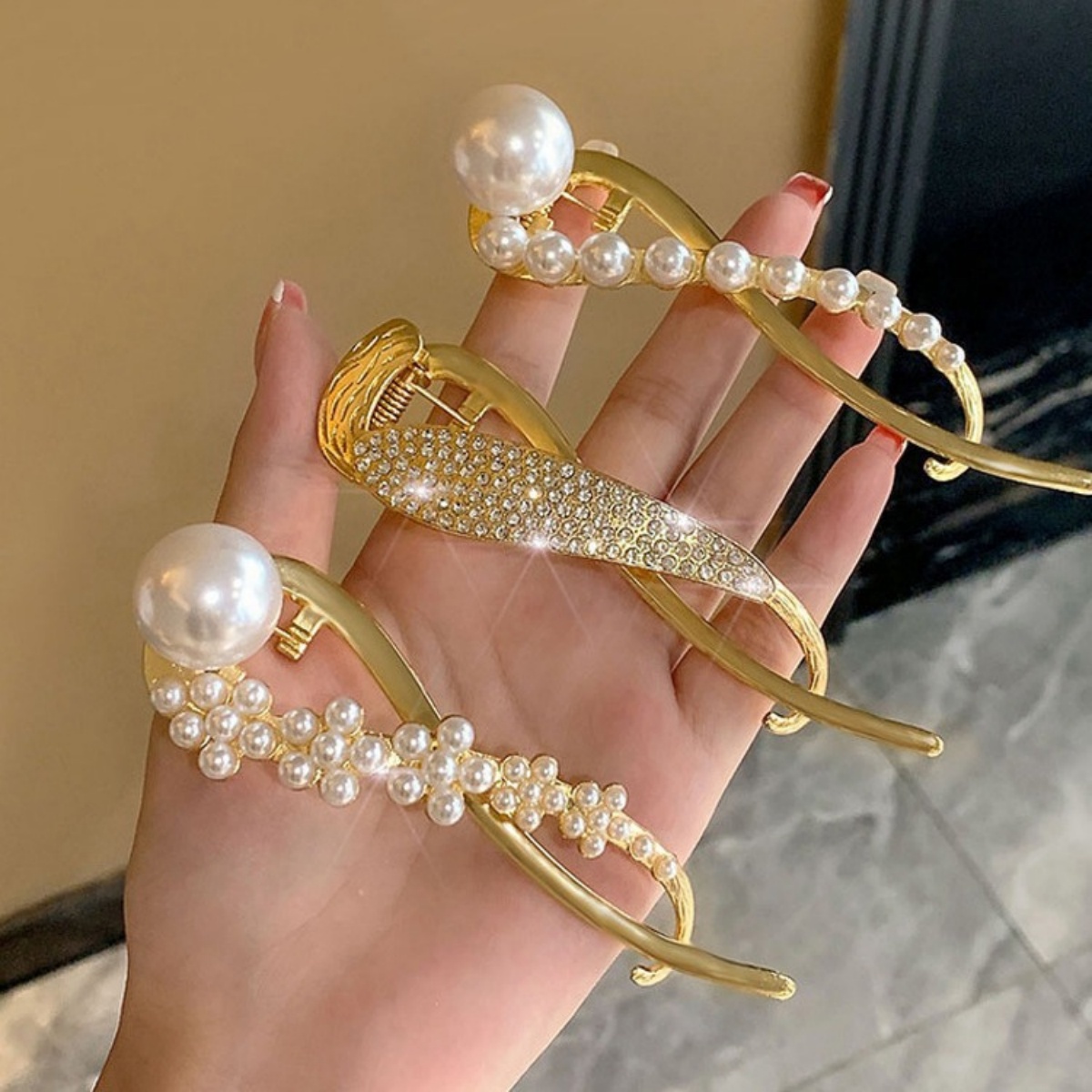 Elegante Glitzer-Perlen-Haarsp – Korean Daily Lifestyle Bewertung und Preis